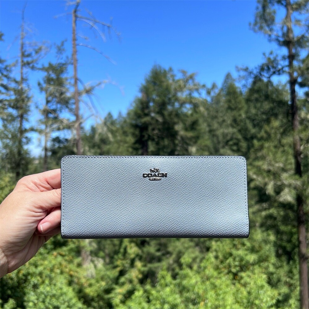 COACH Baby Blue Crossgrain Leather Bifold Wallet with Silver Hardware AUTHENTIC - Picture 1 of 10